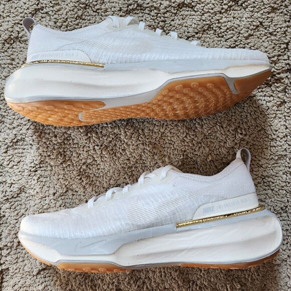 Wmns Nike ZoomX Invincible 3 Light Bone Sail Gum Brand New Sz 10 - Picture 2 of 8